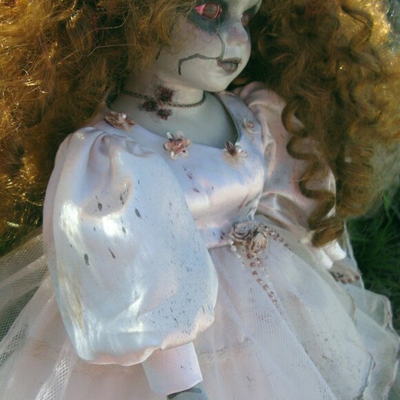 Custom Creepy Bride Doll Hand Painted Porcelain Halloween Art Gothic Horror OOAK - Picture 5 of 12